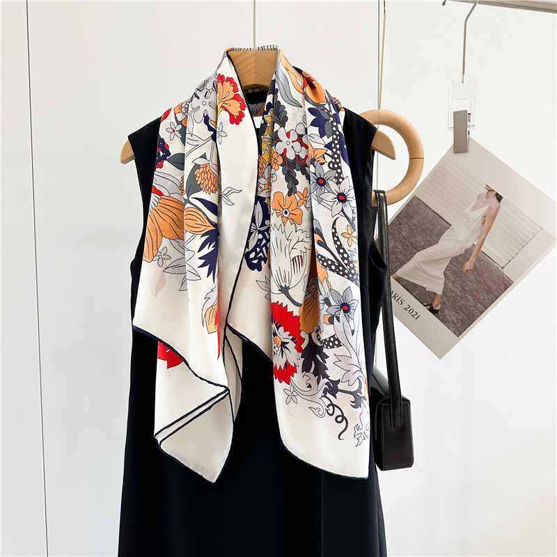 Syal Sutra 110CM Merek Mewah D - Travel Accessories Luxury Brands ulasan dan harga