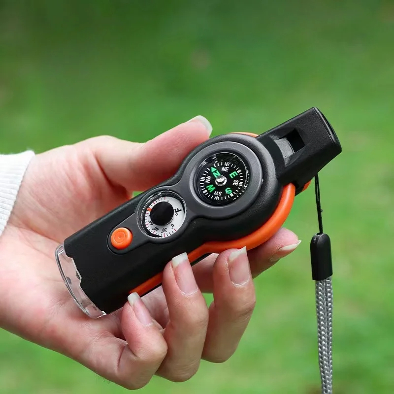 Peluit Survival Multifungsi 7- - Travel Accessories Guide ulasan dan harga